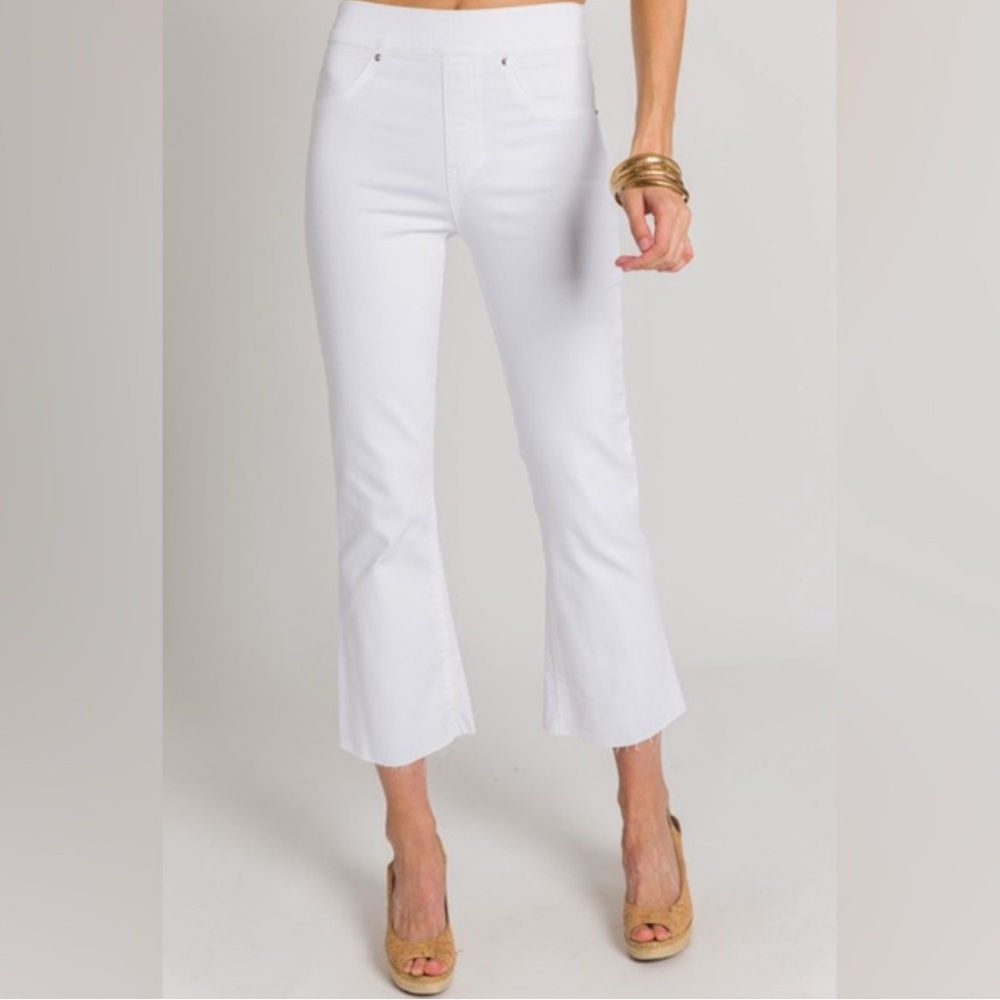 SPANX Kick Flare Raw Hem Cropped White Denim Size Large